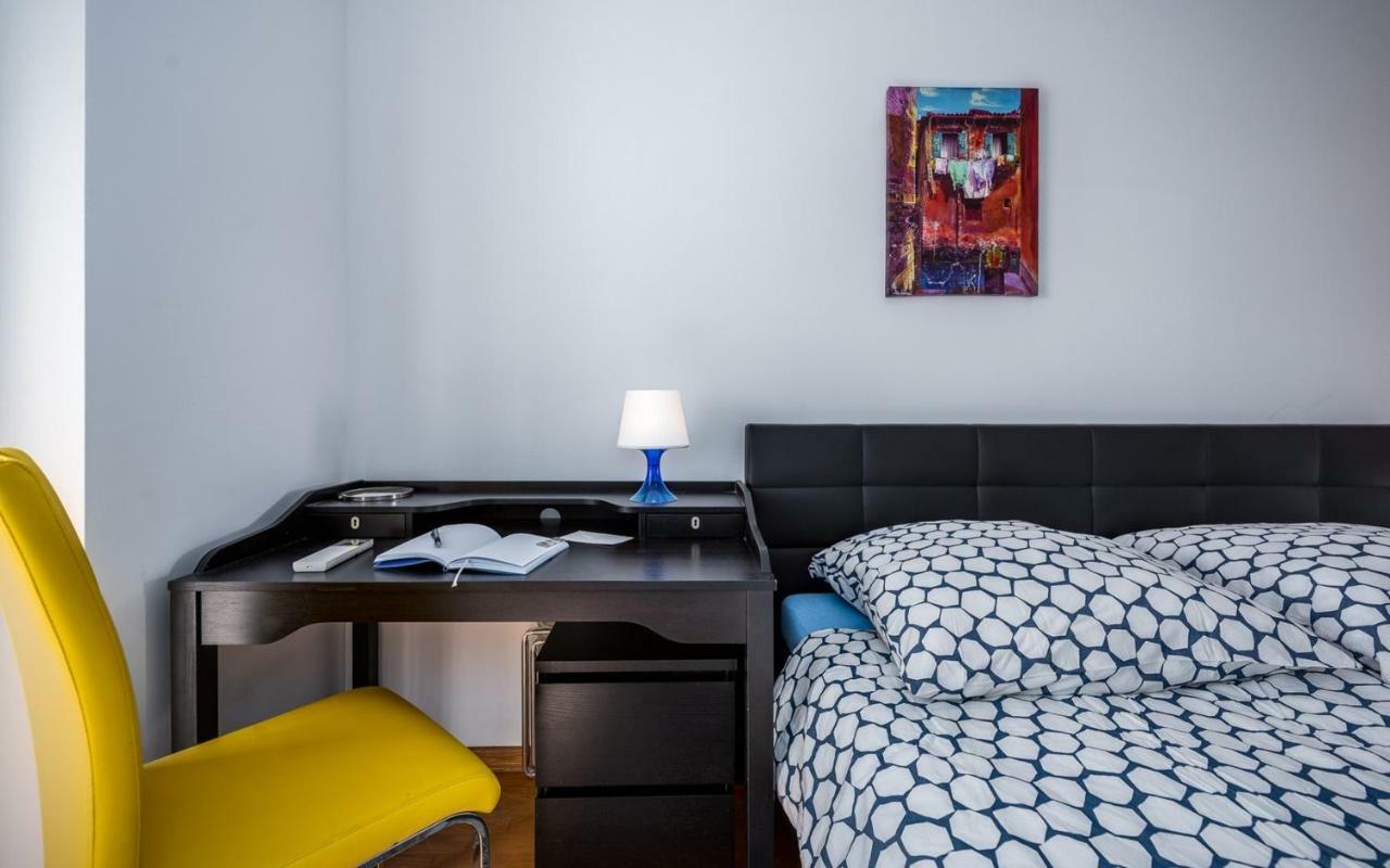 Laura House With Apartment Umag Exterior foto